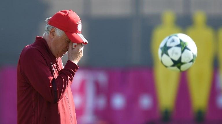 Bayern de Munique demite t&eacute;cnico Carlo Ancelotti