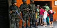 Segundo a Polícia Militar, criminoso foi baleado durante confronto com seis homens “fortemente armados”