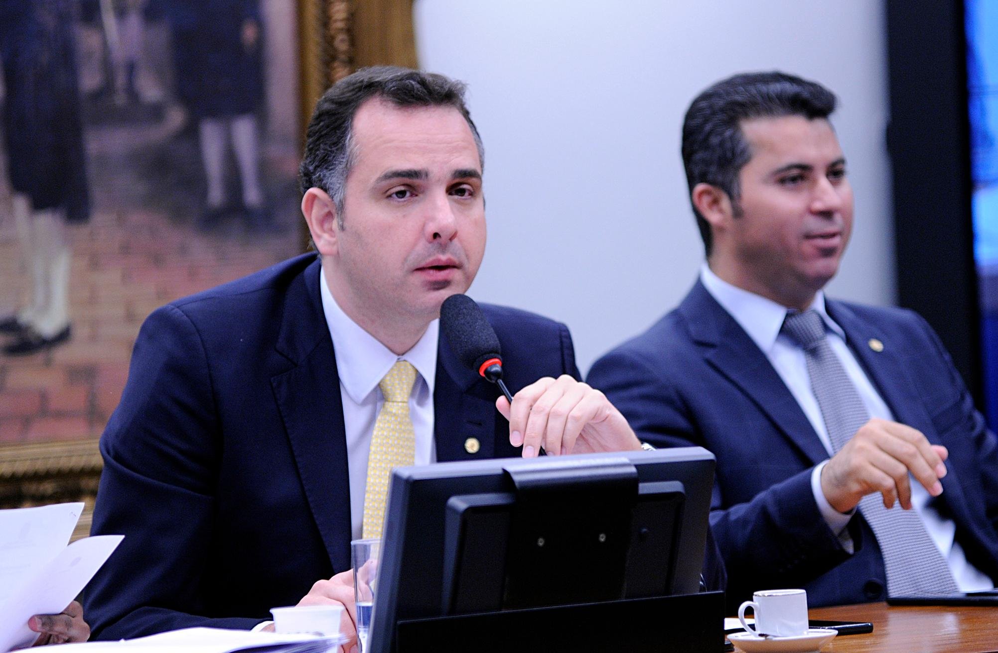 Crit&eacute;rio para escolha de relator n&atilde;o &eacute; do partido, &eacute; da CCJ, diz Rodrigo Pacheco