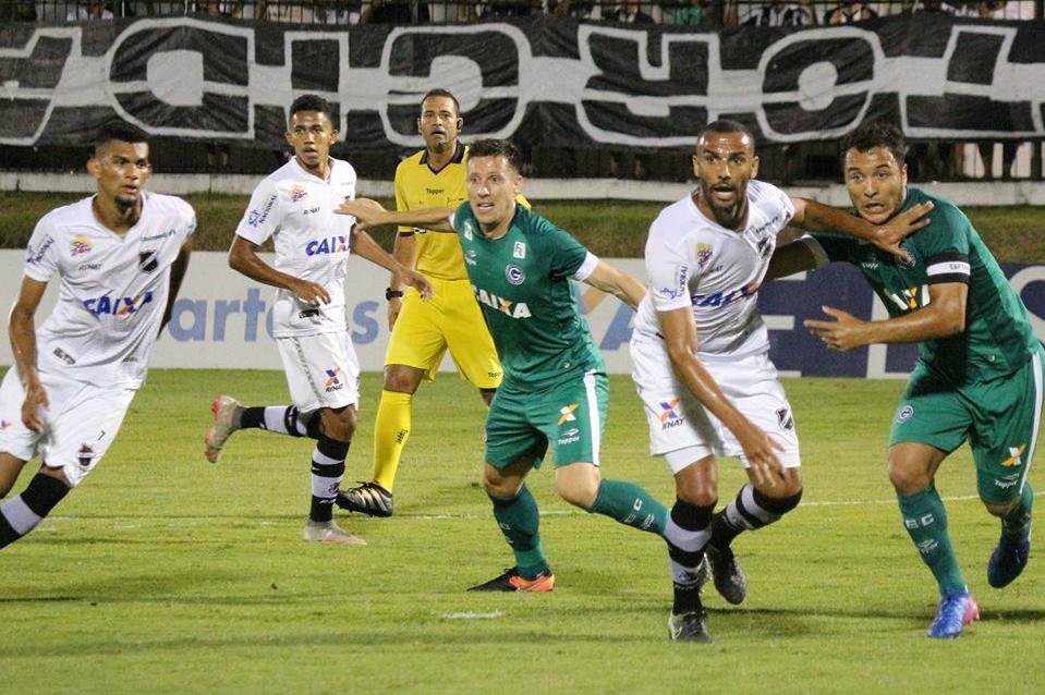 Vit&oacute;ria por 1 a 0 contou com gol de Nathan no final da partida