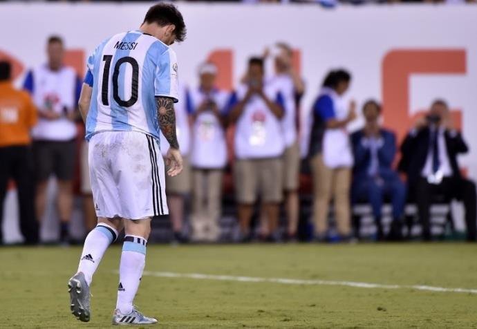 Argentina precisa vencer para seguir sonhando com a vaga direta