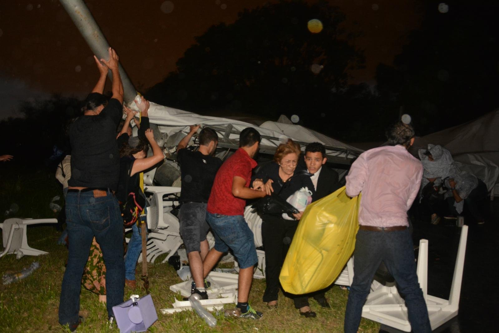 M&uacute;sico da Ospa voltou para prestar socorro em meio ao forte temporal