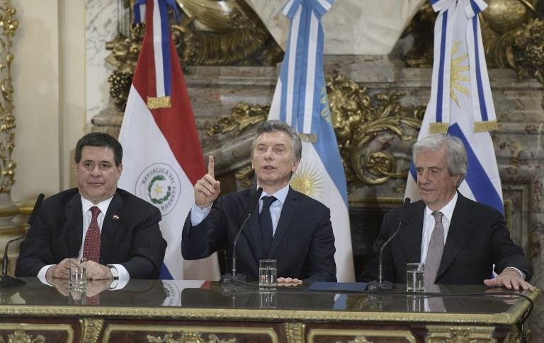 Argentina, Uruguai e Paraguai oficializam candidatura para Mundial-2030