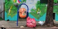 Sem coleta seletiva, lixo começa a acumular nas ruas de Porto Alegre