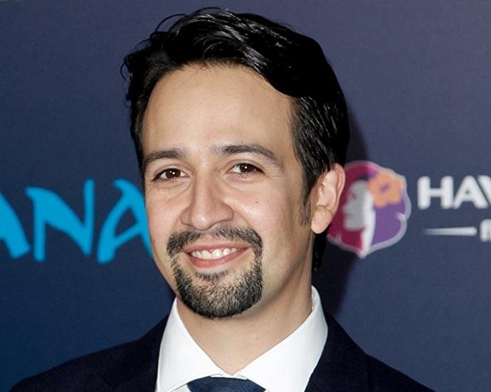 Criador do musical "Hamilton", Lin-Manuel Miranda, reuniu cantores latinos famosos