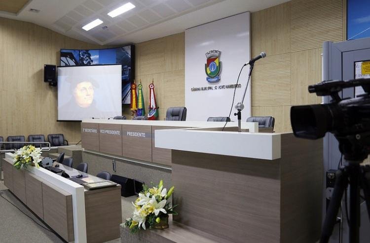 Ap&oacute;s ser solto, vereador avalia licen&ccedil;a da C&acirc;mara de Novo Hamburgo