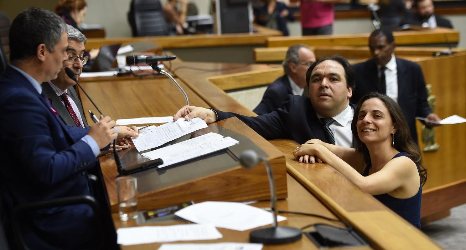 Vereadores assinaram pedido para que Marchezan retire pacote que altera direitos de servidores