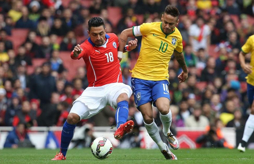 Nilmar estar&aacute; em campo nesta ter&ccedil;a-feira contra os chilenos