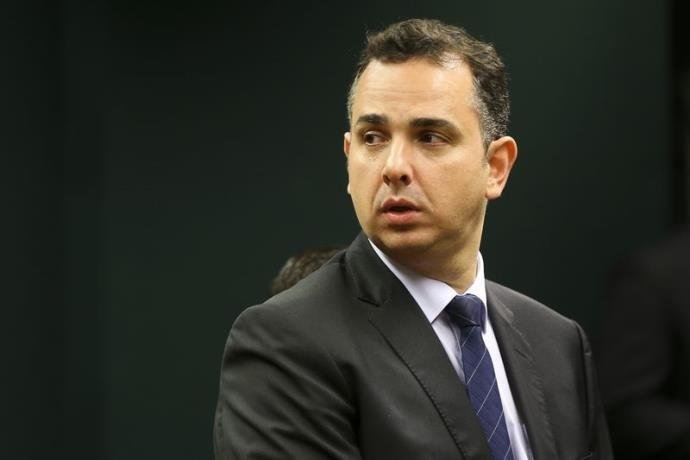 Pacheco nega todas as quest&otilde;es de ordem apresentadas na reuni&atilde;o da CCJ