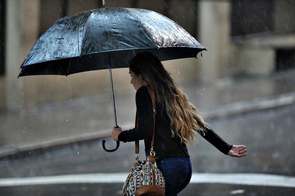 Chuva predomina em Porto Alegre nesta quarta-feira