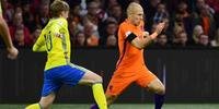 Holanda acabou ficando fora da Copa do Mundo apesar de vitória sobre a Suécia