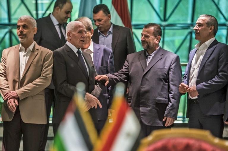 Fatah e Hamas palestinos assinam acordo de reconcilia&ccedil;&atilde;o 