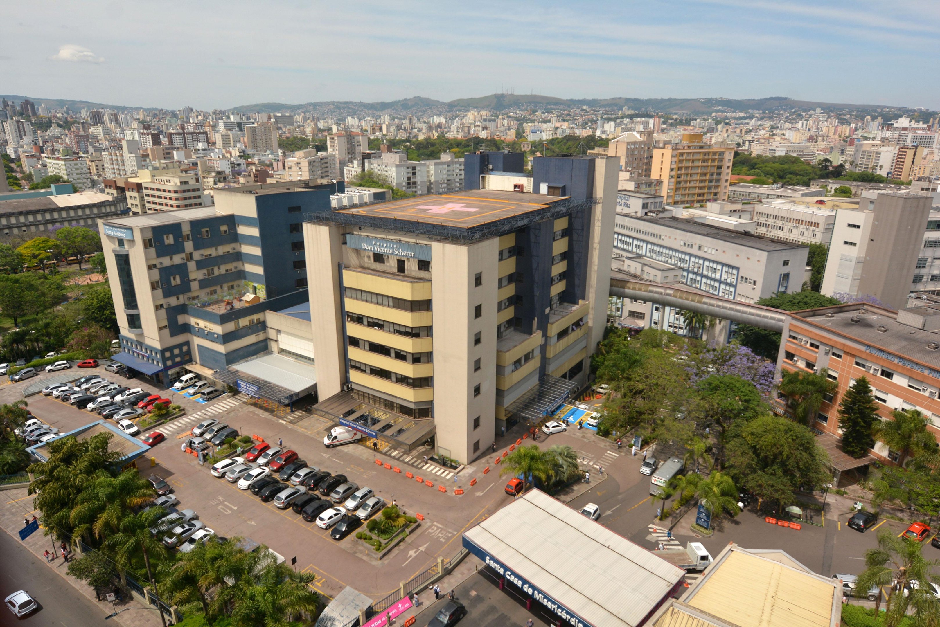 Complexo hospitalar completa 214 anos em uma fase de crescimento e expans&atilde;o