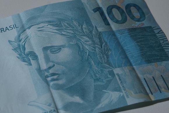 Restitui&ccedil;&atilde;o residual tamb&eacute;m foi liberada totalizando mais de 2,4 milh&otilde;es de contribuintes