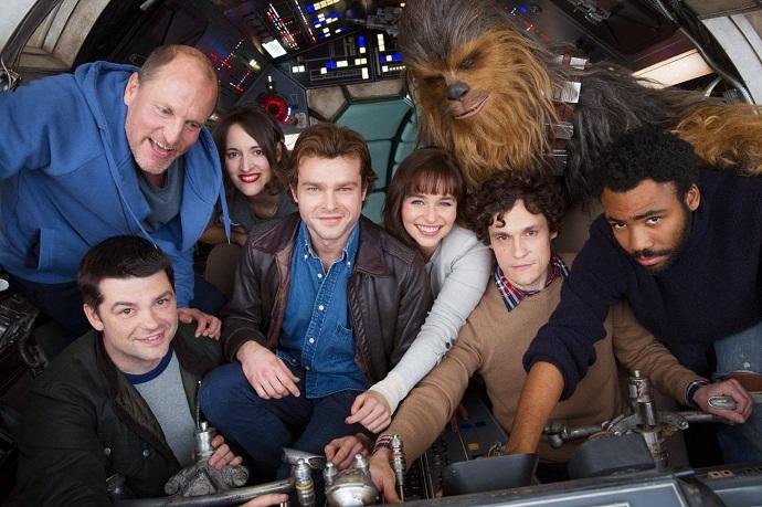 Primeira foto oficial reuniu elenco do longa