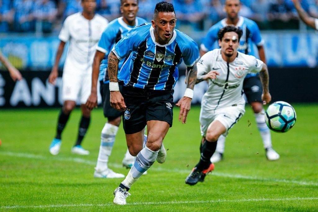 Barrios &eacute; esperan&ccedil;a de gols para o confronto contra o l&iacute;der no Itaquer&atilde;o