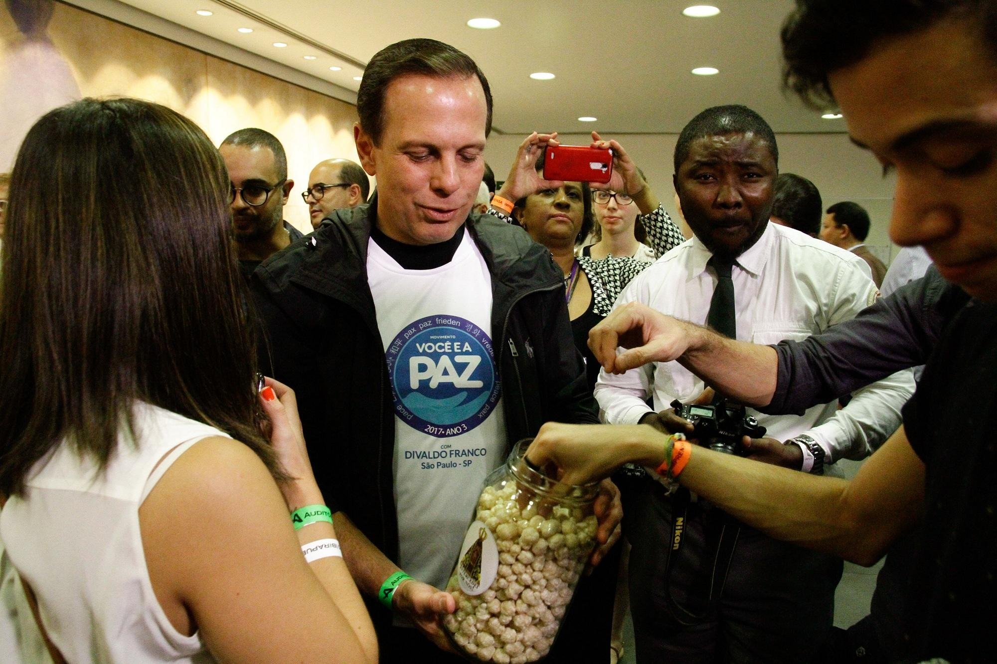 Doria j&aacute; havia anunciado que prev&ecirc; a distribui&ccedil;&atilde;o do composto para a popula&ccedil;&atilde;o carente da cidade