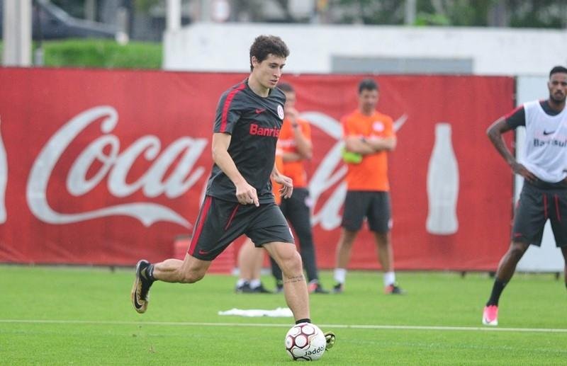 Dourado treinou normalmente nesta quarta
