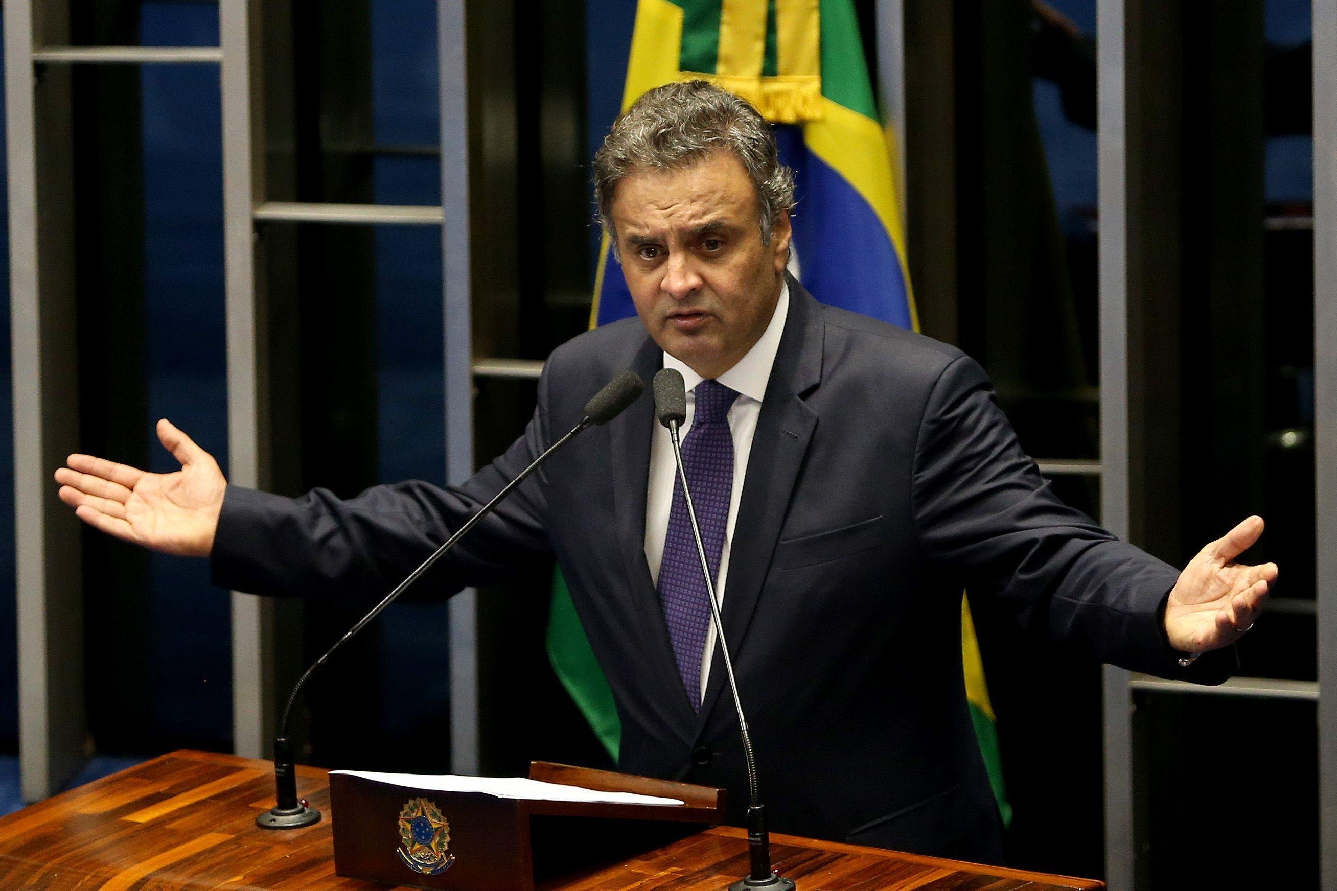 Doria defende perman&ecirc;ncia de A&eacute;cio na presid&ecirc;ncia do PSDB at&eacute; elei&ccedil;&otilde;es internas