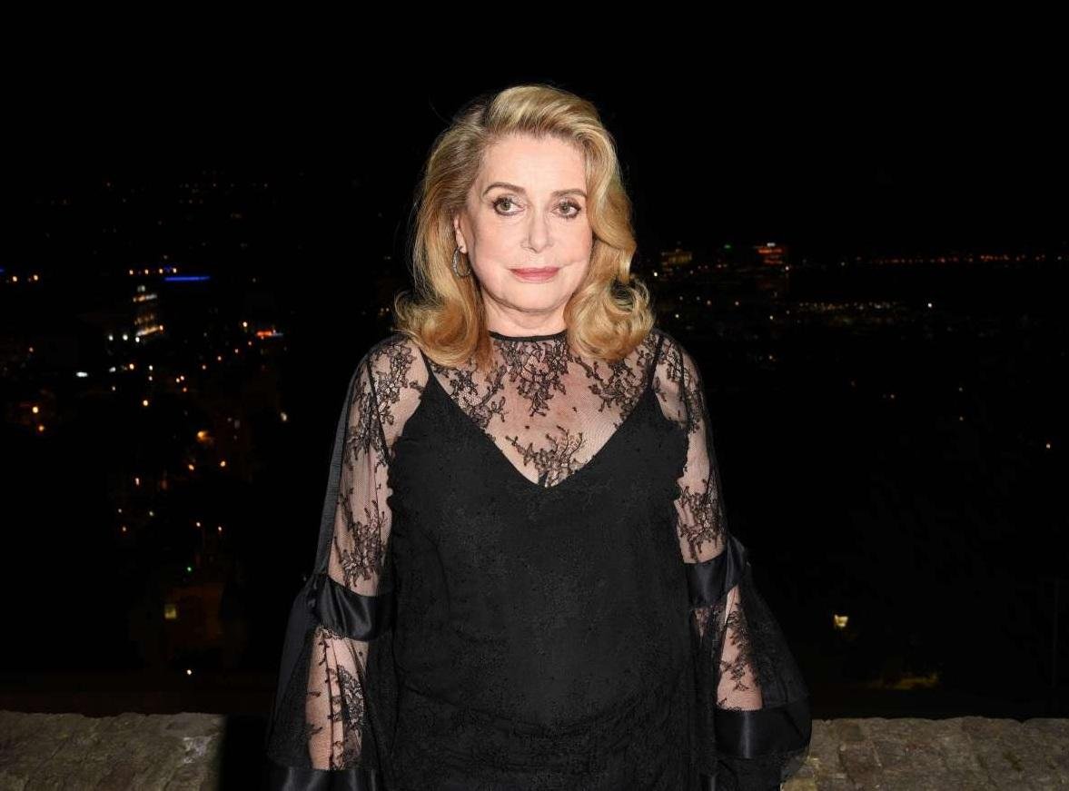 Atriz, contudo, expressou simpatia pelas v&iacute;timas de abuso