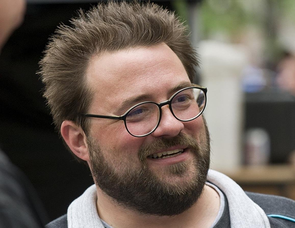 Smith &eacute; co-fundador, com Scott Mosier, da View Askew Productions