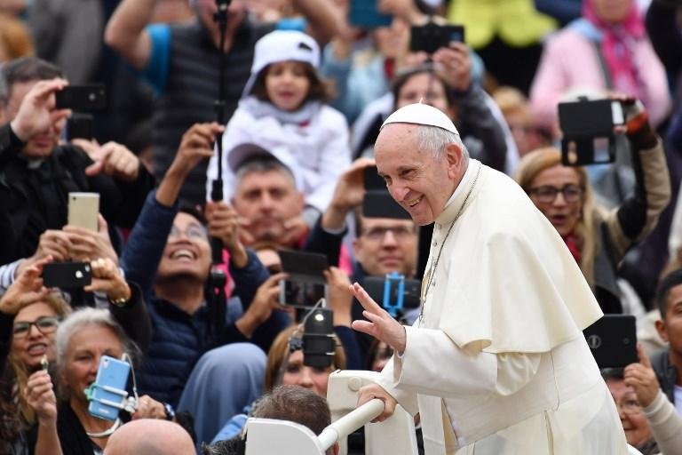 Francisco afirma que sacerdotes precisam enfrentar obst&aacute;culos sem cair nas tenta&ccedil;&otilde;es do protagonismo 