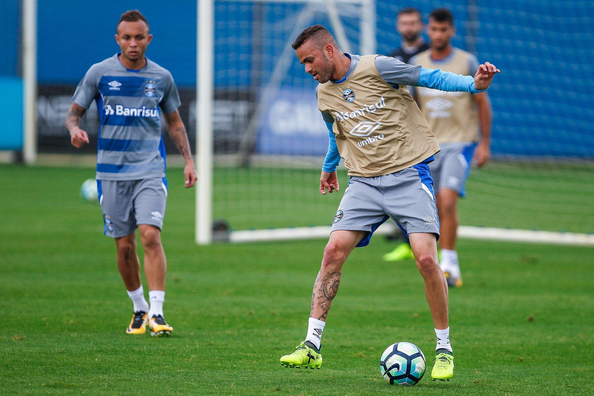 Luan enfrentar&aacute; o Palmeiras neste domingo