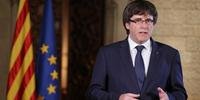 Líder separatista fez seu pronunciamento em catalão, em espanhol e em inglês