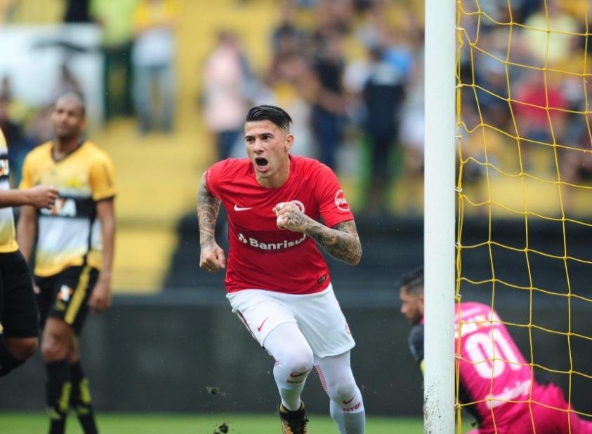Cuesta marcou o segundo gol do Inter na vit&oacute;ria sobre o Crici&uacute;ma