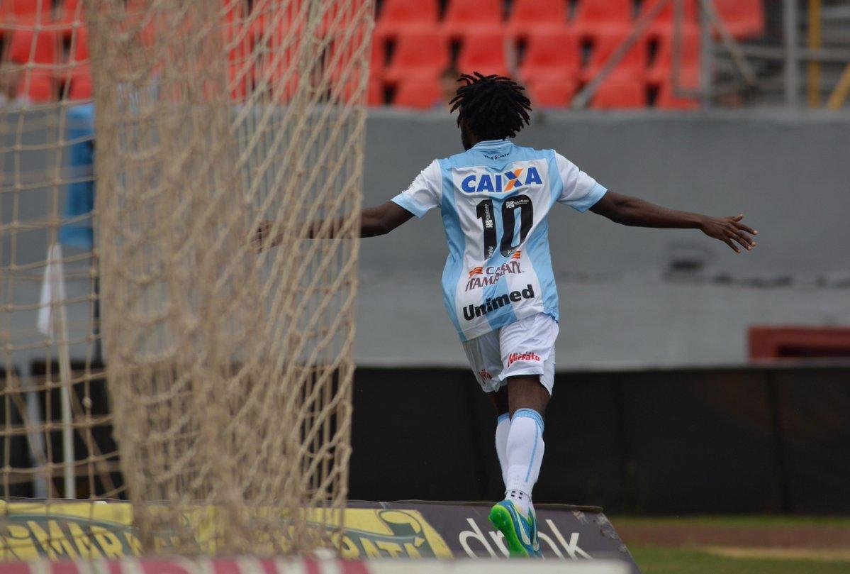 Londrina alcan&ccedil;ou sua terceira vit&oacute;ria seguida na S&eacute;rie B