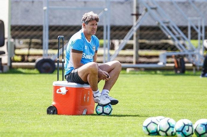 Renato Portaluppi deve preservar titulares para duelo decisivo na Libertadores