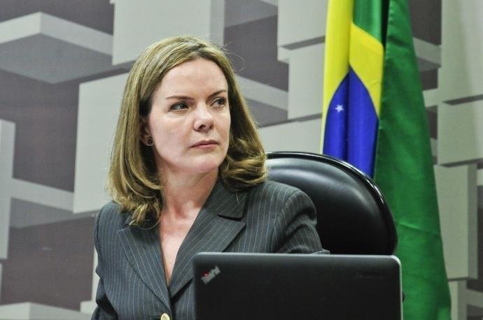 Pedro Corr&ecirc;a foi testemunha de acusa&ccedil;&atilde;o em processo contra a senadora	