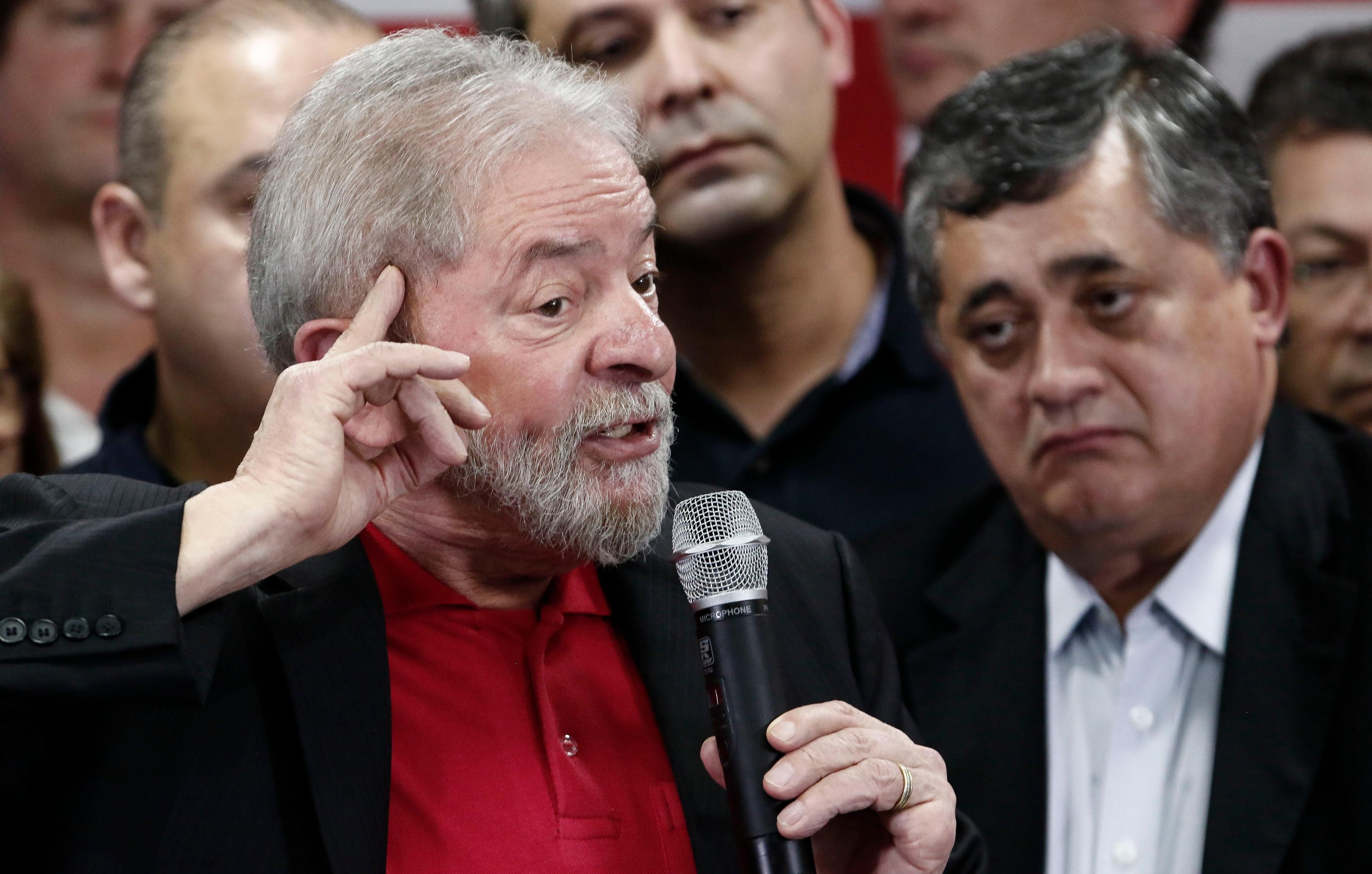 Defesa do ex-presidente questionou arquivos anexados ao processo e pediu exame grafosc&oacute;pico