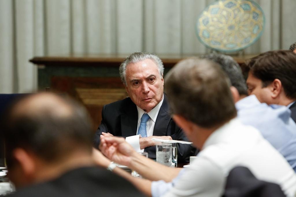 Planalto avalia ter garantido cerca de 240 votos e trabalha para conseguir um placar que chegue ao menos aos 263