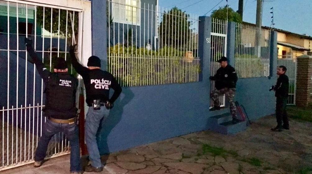 Opera&ccedil;&atilde;o M&atilde;os &agrave; Obra prende quatro integrantes de quadrilha especializada em roubos de canteiros de obras