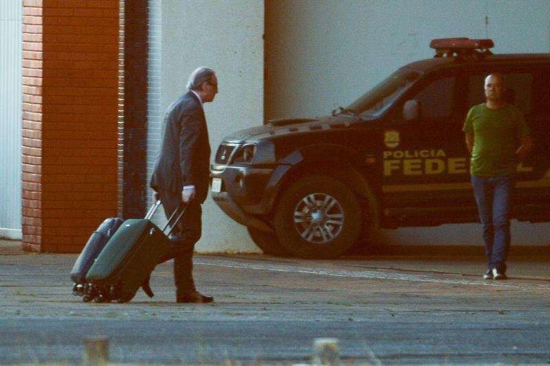 Segunda Turma do STF adia julgamento de habeas corpus de Cunha para dia 31