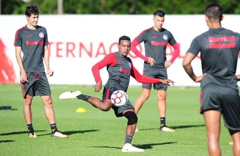 Inter mira rodadas finais da S&eacute;rie e j&aacute; projeta 2018 