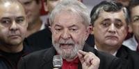 Lula manda 31 folhas de recibos de aluguel a Moro nesta terça-feira