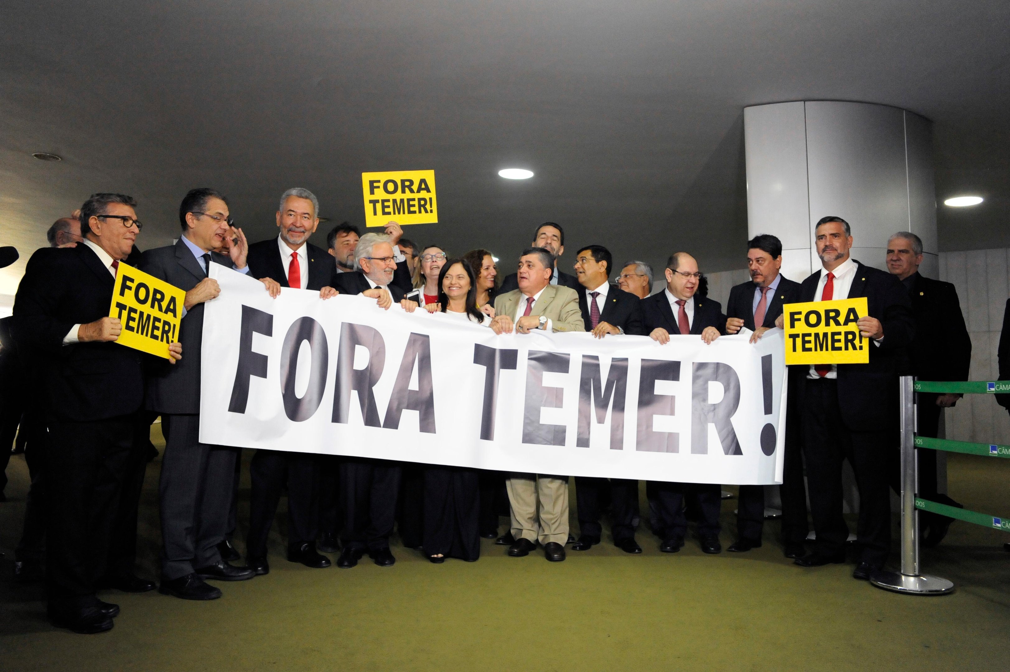 Grupo manteve estrat&eacute;gia para dificultar qu&oacute;rum na sess&atilde;o