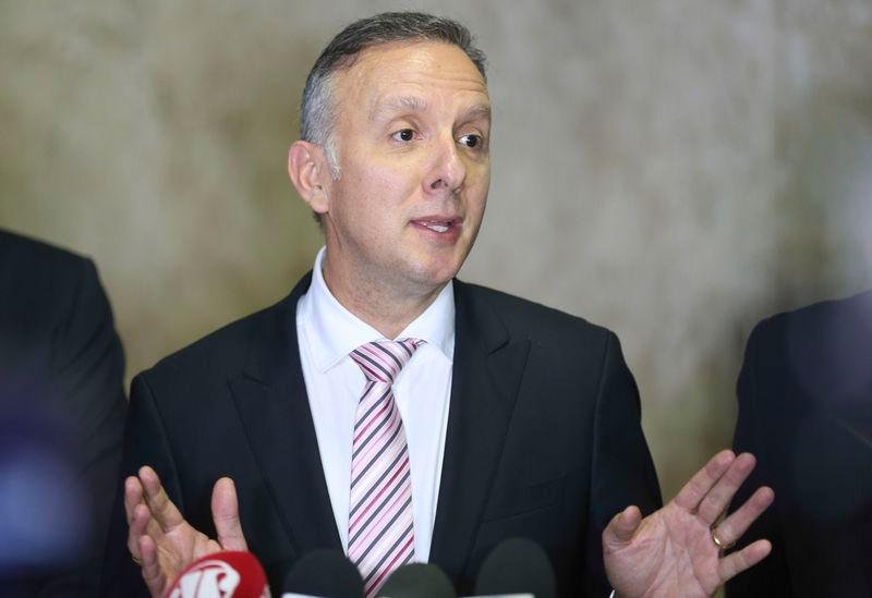 L&iacute;der do governo na C&acirc;mara minimiza concess&otilde;es de Temer &agrave; base aliada 