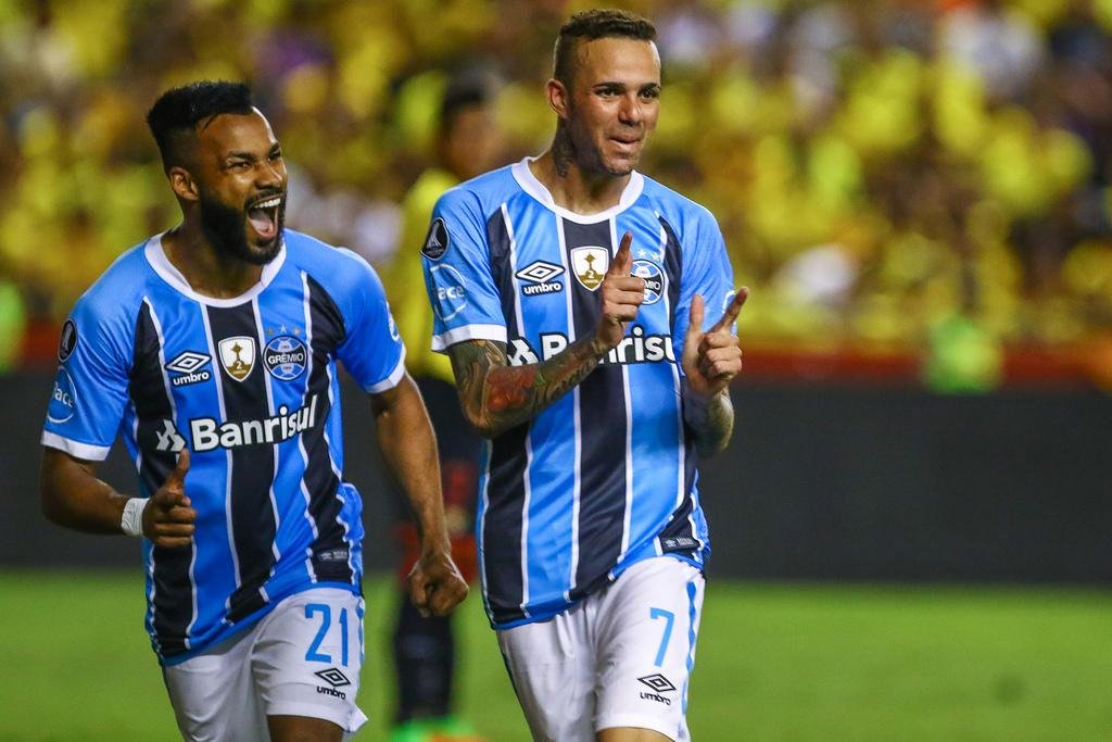 Luan foi o grande destaque da goleada gremista no Equador
