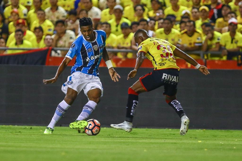 Vice de futebol comentou a situa&ccedil;&atilde;o f&iacute;sica de Ed&iacute;lson e Ja&iacute;lson