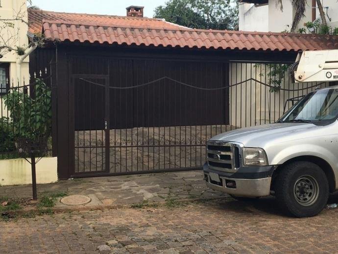 Idoso matou eletricista ap&oacute;s discuss&atilde;o sobre caminh&atilde;o estacionado em frente &agrave; garagem 