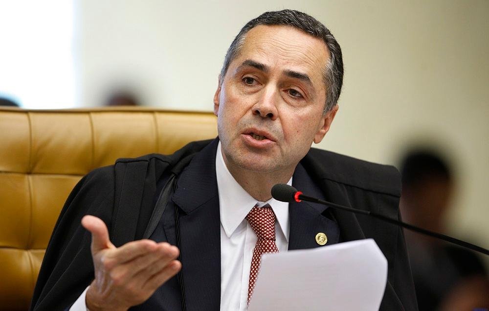 Barroso intima PF a formular perguntas a Temer sobre Decreto dos Portos 