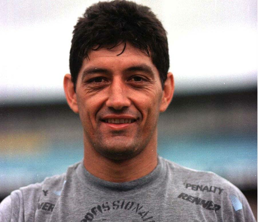 Ex-zagueiro paraguaio alertou para perigo dos argentinos e pediu foco na volta contra Barcelona