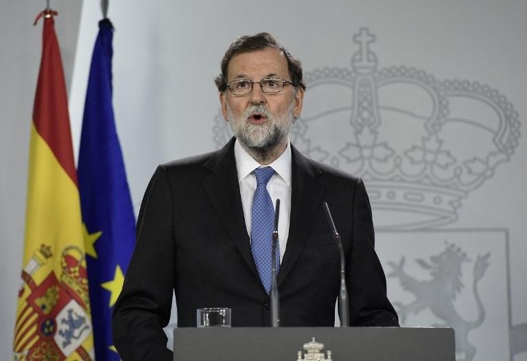 Rajoy destitui Parlamento catal&atilde;o e convoca novas elei&ccedil;&otilde;es
