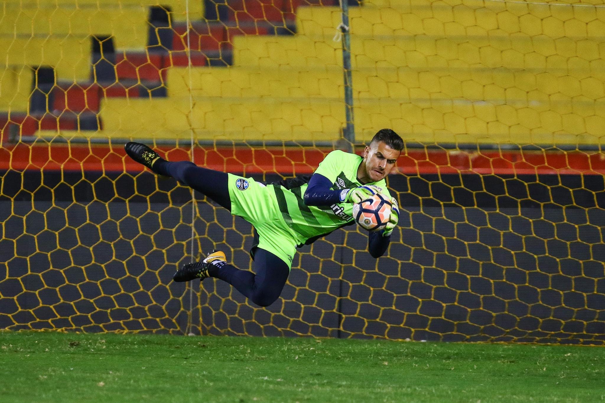 Grohe foca no Barcelona e evita falar em final da Libertadores