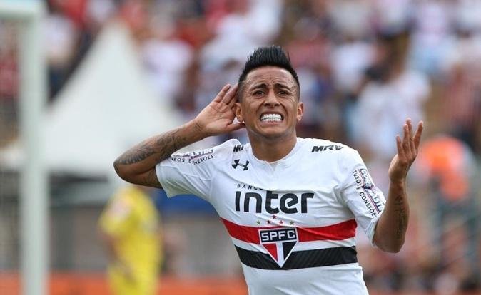 S&atilde;o Paulo bate o Santos por 2 a 1 e afasta risco de rebaixamento no Brasileir&atilde;o