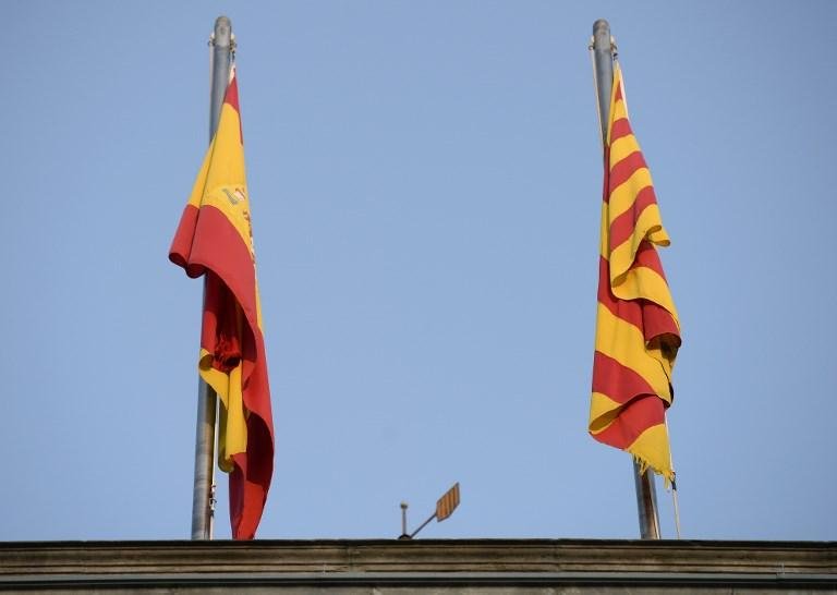 Catalunha inicia semana de incerteza ap&oacute;s destitui&ccedil;&atilde;o de separatistas