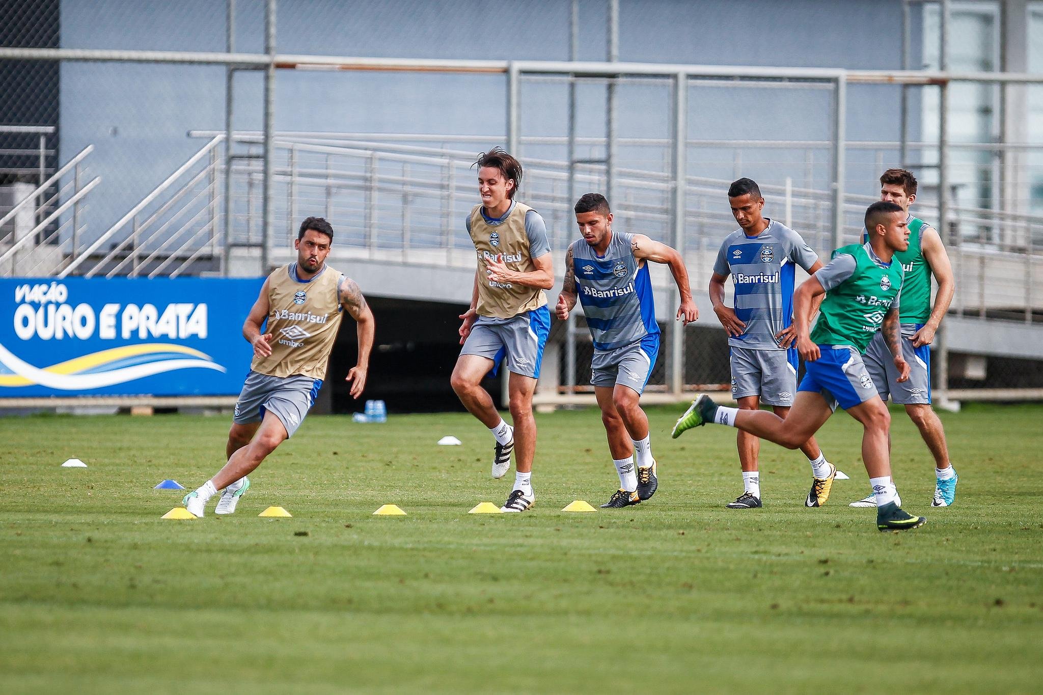 Gr&ecirc;mio treinou na tarde desta segunda-feira